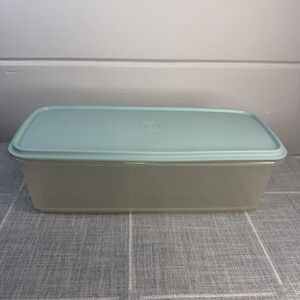 Tupperware Bread Box Loaf Keeper Container Vintage Blue Lid